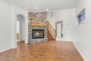 Photo #3: 6605686 Listing 