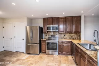 Photo #2: 6605742 Listing