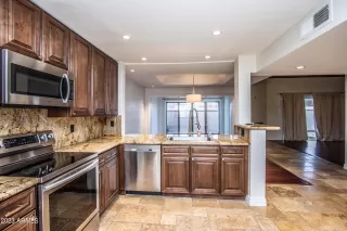 Photo #4: 6605742 Listing