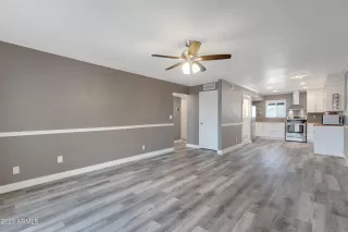 Photo #4: 6605804 Listing