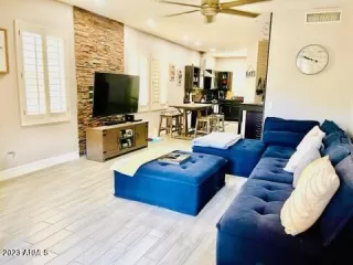 Photo #2: 6605863 Listing 