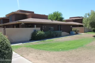 Photo #2: 6605957 Listing