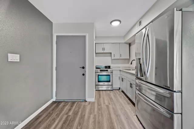 MLS: 6606051 Condo For Sale