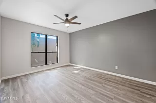 Photo #6: 6606051 Listing