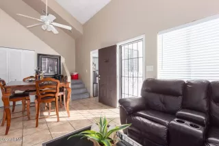 Photo #3: 6606153 Listing