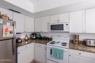 Photo #6: 6606153 Listing