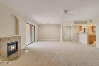 Photo #5: 6606160 Listing