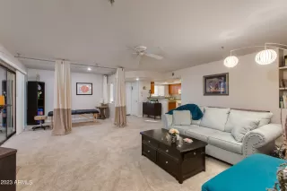 Photo #6: 6606160 Listing