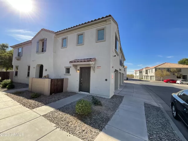 MLS: 6606164 Condo For Sale