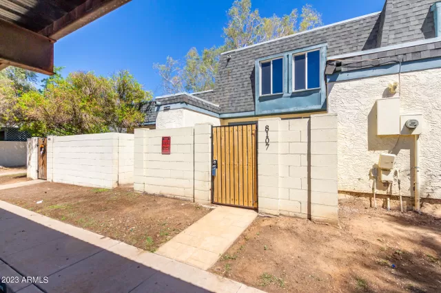 MLS: 6606265 Condo For Sale