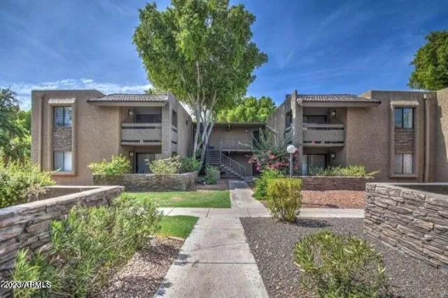 MLS: 6606699 Condo For Sale