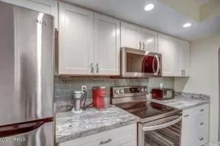 Photo #5: 6606699 Listing 