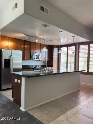 Photo #4: 6606960 Listing