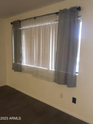 Photo #5: 6607371 Listing