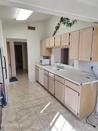 Photo #6: 6607373 Listing