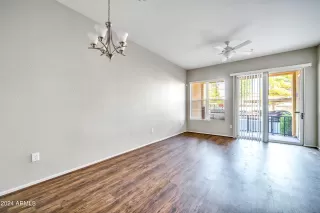 Photo #2: 6607407 Listing