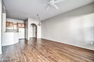 Photo #3: 6607407 Listing