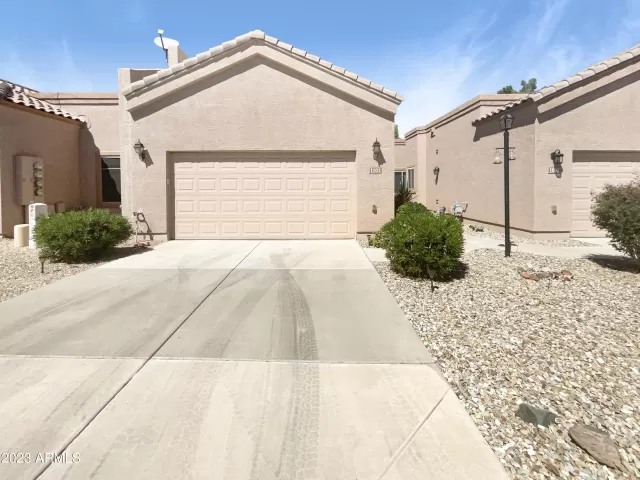 MLS: 6607515 Condo For Sale