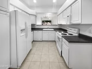 Photo #5: 6607515 Listing 