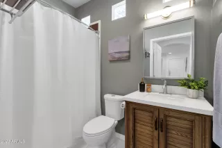 Photo #6: 6607621 Listing 