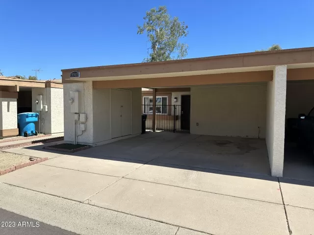 MLS: 6607702 Condo For Sale