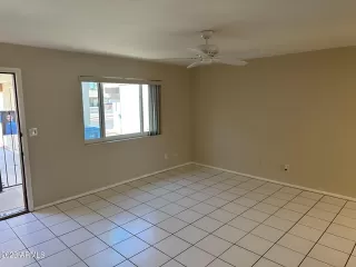 Photo #5: 6607702 Listing 