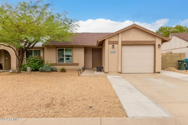 MLS: 6607794 Condo For Sale