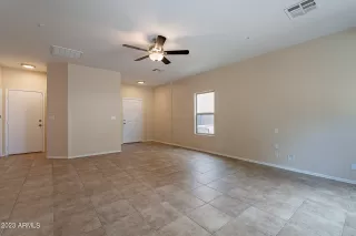 Photo #3: 6607965 Listing 