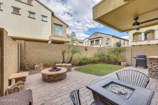 Photo #5: 6607981 Listing