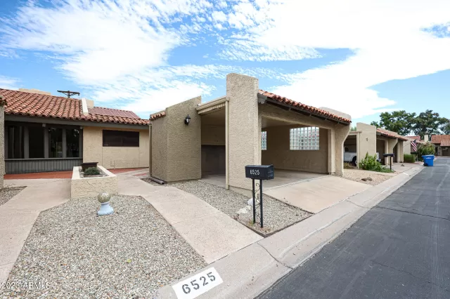 MLS: 6608066 Condo For Sale