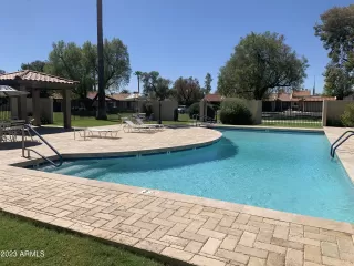 Photo #2: 6608066 Listing