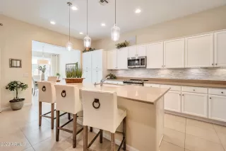 Photo #6: 6608106 Listing 