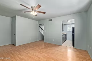 Photo #3: 6608118 Listing