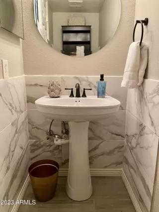 Photo #3: 6608198 Listing