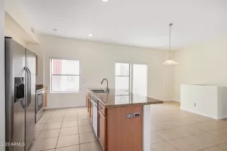 Photo #6: 6608217 Listing 