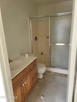 Photo #6: 6608284 Listing