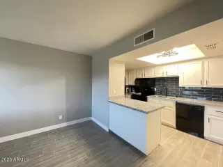 Photo #1: 6608319 Listing