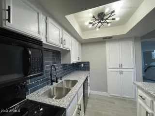 Photo #2: 6608319 Listing