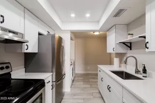 Photo #6: 6608512 Listing 