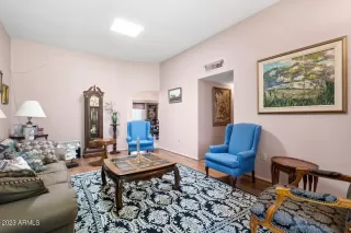 Photo #4: 6608627 Listing