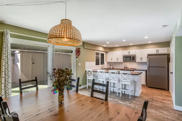 MLS: 6608639 Condo For Sale