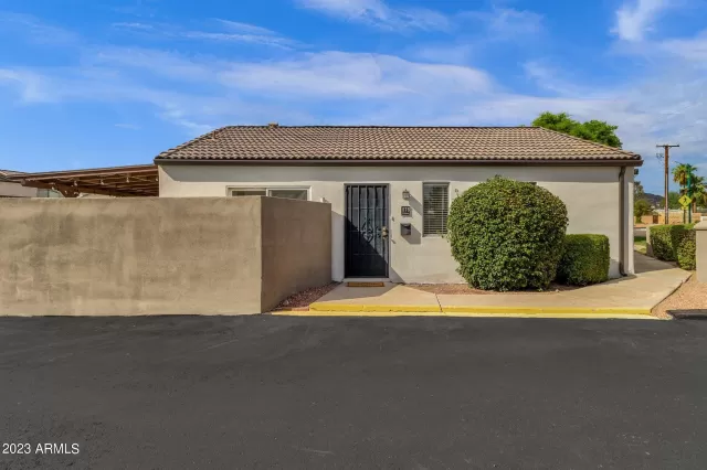 MLS: 6608694 Condo For Sale