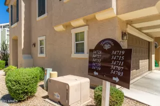 Photo #4: 6608724 Listing