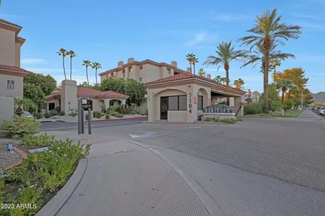 MLS: 6608759 Condo For Sale