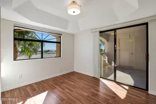 Photo #3: 6608759 Listing