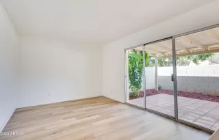 Photo #3: 6609098 Listing 