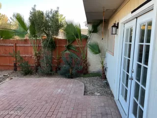 Photo #2: 6609299 Listing