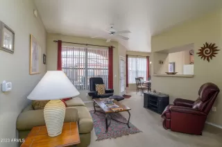 Photo #3: 6609318 Listing