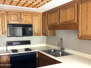 Photo #6: 6609320 Listing