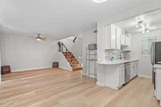 More Details about MLS # 6609331 : 8502 N CENTRAL AVENUE#6